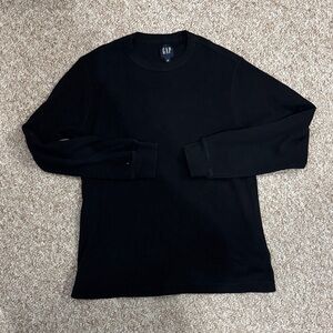 GAP Men's Classic Black Long Sleeve Tee